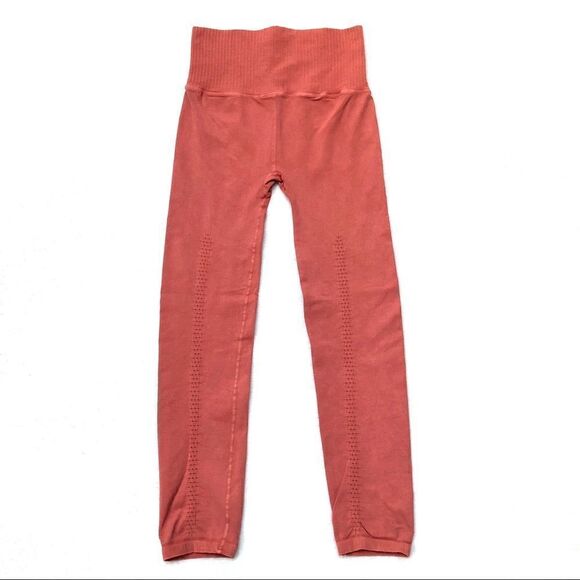 Free People Movement High Rise Good Karma Leggings Pomelo Size M/L - Picture 6 of 11